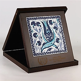 Çini İşlemeli Ahşap Plaket